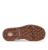 Bota de senderismo Columbia modelo Newton Wander Ltr, color rosa viejo con detalles en beige. Presenta diseño impermeable con herrajes metálicos, sistema de amortiguación TechLite y suela de goma con tracción Omni-Grip.