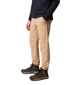 Pantalón Columbia Black Mesa Warm Pant Omni-Shield de corte recto, color beige, con tecnología repelente a líquidos y manchas, bolsillos seguros y detalle reflectante.
