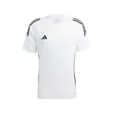 Remera de fútbol Adidas Tiro 24, color blanco con tres tiras negras en los hombros y logo bordado en el pecho. Confeccionada en tejido transpirable AEROREADY.