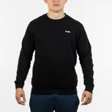 Buzo deportivo negro de manga larga, cuello redondo y puños y cintura acanalados. Presenta un pequeño logo bordado en blanco en el pecho.