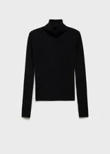 Jersey de punto fino con textura acanalada, diseño ajustado, cuello alto vuelto y manga larga.