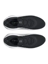 Championes Under Armour modelo Phantom 4, de diseño urbano y técnico. Presentan una capellada de tejido de punto negro con cuello elástico tipo calcetín, contrafuerte de TPU en el talón y una entresuela blanca con tecnología de amortiguación UA HOVR+.