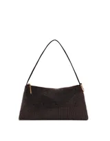 Bolso de mano tipo baguette con acabado de strass brillante en tono oscuro, cierre superior con cremallera y asa única fija.