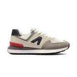 Championes deportivos American Sport modelo Mila 2.0, con capellada en tonos gris, blanco y azul, con detalles en rojo y logo en el lateral.