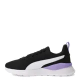 Championes deportivos Puma modelo Anzarun Lite, color negro con detalles en blanco y lila. Presentan una capellada de malla transpirable, cierre con cordones y suela de goma blanca con refuerzo lila en el talón.