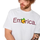 Remera negra de algodón con logo de Emerica y diseño de una naranja.