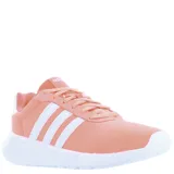 Championes Adidas Lite Racer 3.0 color salmón con las tres tiras blancas.