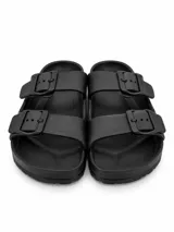 Sandalias negras de doble tira con hebillas ajustables, diseño anatómico y suela texturizada.