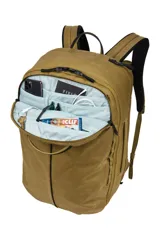 Mochila de viaje Thule Aion de 40 litros, color marrón, con diseño ergonómico y compartimento acolchado para laptop de hasta 17 pulgadas. Cuenta con bolsa enrollable extraíble de TPU, bolsillos organizadores internos y externos, y correas de compresión. Fabricada con tejido de lona encerada reciclada resistente al agua.