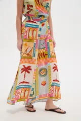 Pantalón holgado de viscosa con estampado colorido de temática veraniega y costera.