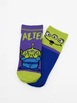 Pack de dos pares de medias con diseño de los personajes Aliens de Toy Story. Un par presenta un fondo violeta con el personaje estampado y la palabra 'ALIEN', mientras que el otro par combina verde y azul con el rostro del personaje en la parte superior.