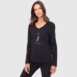 Remera de manga larga color negro con cuello en V. Presenta un estampado frontal con un rayo y la frase 'THINK LESS FEEL MORE'.