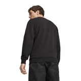 Buzo Puma Squad color beige con mangas largas blancas, cuello redondo y logo Puma estampado en el pecho.