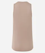 Musculosa deportiva Get Over de microfibra texturizada color marfil, con cuello redondo, tirantes anchos y bajo redondeado.