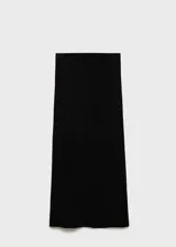 Falda midi de tiro alto, confeccionada en tejido de punto fino con diseño tipo lápiz y abertura posterior en el bajo.