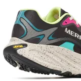 Championes de trail running Merrell Promorph color negro con detalles en turquesa, fucsia y verde lima, con entresuela gruesa moteada y suela Vibram.