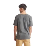 Remera celeste de manga corta y cuello redondo.