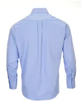 Camisa de manga larga Rockford en color azul, con cuello abotonado, bolsillo frontal con logo bordado y cierre de botones. Presenta un tejido con textura de espiga.