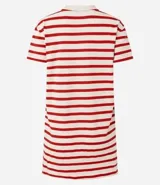 Vestido corto tipo camiseta, con diseño de rayas horizontales rojas y blancas, cuello redondo de punto y bolsillo frontal en el pecho.