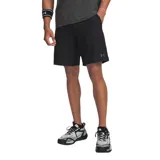 Short deportivo Under Armour modelo UA Vanish Woven 2.0, color negro con logo de la marca estampado en gris en la pierna izquierda.