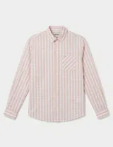 Camisa de manga larga con estampado de cuadros vichy en tonos rosados y blancos. Presenta cuello clásico, cierre frontal con botones y un bolsillo en el pecho con etiqueta de la marca.
