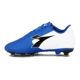 Championes de fútbol Diadora Striker II MD, color azul con detalles en blanco y negro.
