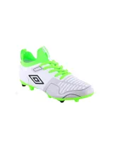 Championes de fútbol Umbro Flash HG, color blanco con detalles en celeste y gris.