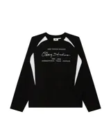 Remera de manga larga Obey, color negro con detalles en blanco en hombros y laterales. Presenta estampado gráfico frontal con texto y logo de la marca.