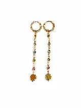Colgantes para aros de cadena de acero bañada en oro, con abalorios de cristal multicolor y dije colgante en forma de flor de acrílico.