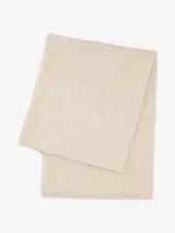 Chal de tejido suave y cálido, color beige, de estilo clásico y versátil.