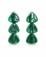 Caravanas colgantes de resina verde con diseño moderno de tres piezas triangulares apiladas.