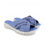 Sandalia casual UsaFlex Piper de cuero negro con plataforma blanca y tecnología Care Juanetes.