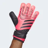 Guantes de arquero Adidas Predator Training, color rosa neón y negro. Presentan palma de látex Soft Grip para agarre y amortiguación, y cierre elástico en la muñeca para un ajuste seguro.
