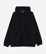 Saco deportivo con capucha y cierre frontal de cremallera, confeccionado en tejido tech fleece. Presenta mangas largas, bolsillos laterales con cierre y puños acanalados, ofreciendo un diseño liviano y térmico.