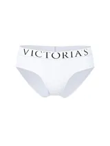 Panty hiphugger de Victoria's Secret, color blanco, confeccionado en mezcla premium de algodón con cintura elástica ancha y logo impreso en contraste.