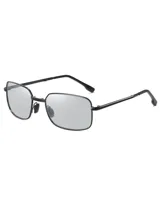 Lentes de sol rectangulares con marco de metal negro y lentes grises.