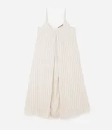 Vestido midi de tirantes finos ajustables, confeccionado en viscosa con estampado de rayas verticales. Presenta escote en V y un pliegue central delantero que aporta movimiento a la prenda.