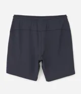 Bermuda deportiva Get Over color beige, confeccionada en poliéster con textura en relieve. Cuenta con cintura elástica con cordón ajustable, bolsillos laterales con cierre e incorporación de estampa localizada.