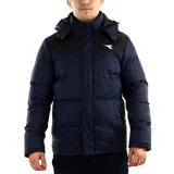 Campera puffer Diadora color verde oscuro con capucha y cierre frontal con botones a presión.