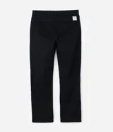 Pantalón chino de corte recto confeccionado en sarga de algodón con un toque de elastano. Presenta cierre frontal con botón y cremallera, bolsillos laterales funcionales y bolsillos traseros. Diseño de estilo sastrero versátil para looks casuales o formales.