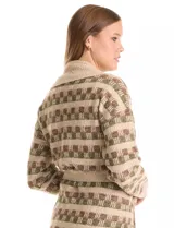 Cardigan de tejido jacquard con diseño de cuadros, cuello con solapa amplia acanalada, hombros caídos y ajuste frontal mediante lazo en la cintura.
