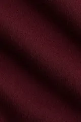 Top de manga larga color bordó, de corte ajustado y escote redondo.