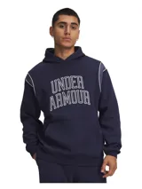 Buzo con capucha Under Armour, confeccionado en tejido polar de mezcla de algodón con interior cepillado. Presenta diseño de manga larga con detalles de costuras en contraste, bolsillo frontal tipo canguro, puños y bajo acanalados, y estampa frontal con el nombre de la marca en tipografía universitaria.