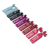 Aros colgantes con forma rectangular con glitter y la leyenda "Make Up" en uno y "Lover" en el otro.