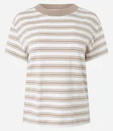 Remera de mujer Marfinno de manga corta, con diseño a rayas horizontales en tonos blanco y beige, y cuello redondo acanalado en color tostado.