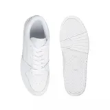 Championes urbanos Lacoste Upper de cuero blanco con logo de la marca en el lateral.