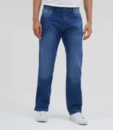 Pantalón de jean azul, corte recto, marca Marfinno.