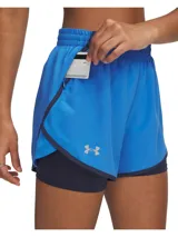 Shorts deportivos Under Armour Fly By 2 in 1 para mujer, color azul con calza interior negra. Cintura elástica y bolsillo lateral con cremallera.