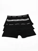 Pack de tres boxers de algodón color negro, con cintura elástica personalizada con el logo de la marca Grego.