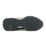 Championes Fila Renno Vintage, color negro con detalles en blanco y gris.